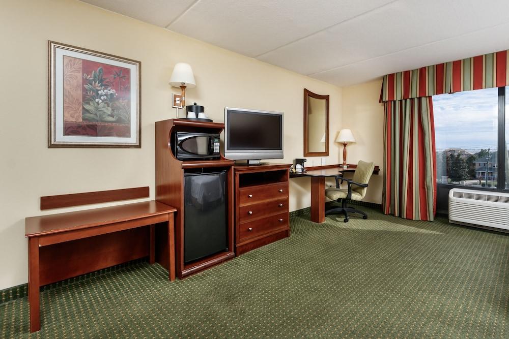 Hampton Inn & Suites Navarre Exterior photo