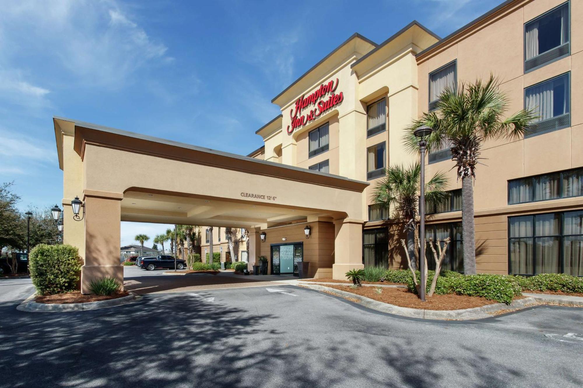 Hampton Inn & Suites Navarre Exterior photo